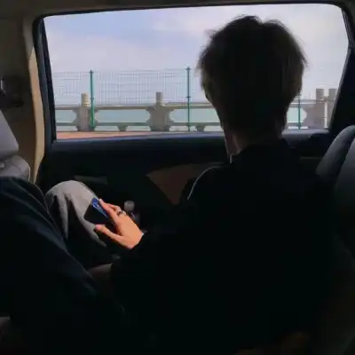 卢浅伽